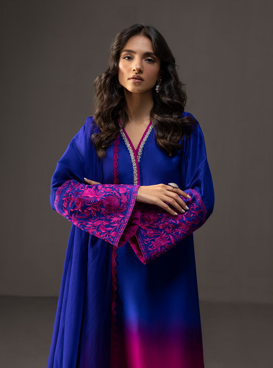 ZAINAB CHOTTANI-3PC SHAMOZE SILK PRINTED EMB SHIRT WITH SOFT SILK PRINTED DUPATTA & TROUSER FS-6