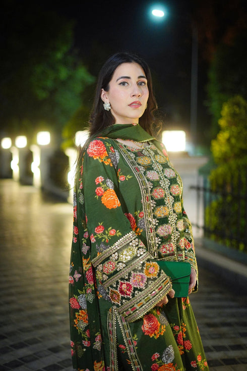 BAROQUE-3PC SHAMOZE SILK PRINTED EMBROIDERED SHIRT WITH SOFT SILK PRINTED EMB DUPATTA & PRINTED TROUSER FW-5