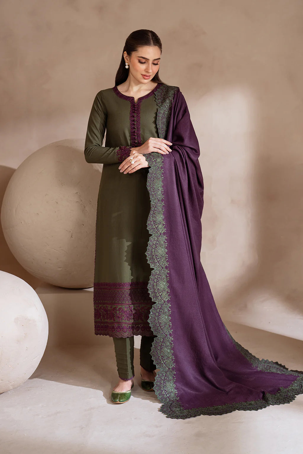 IZNIK-3PC DHANAK EMBROIDRED SHIRT WITH WOOL EMBROIDERED DHANAK WOOL SHAWL AND TROUSER- FW-41