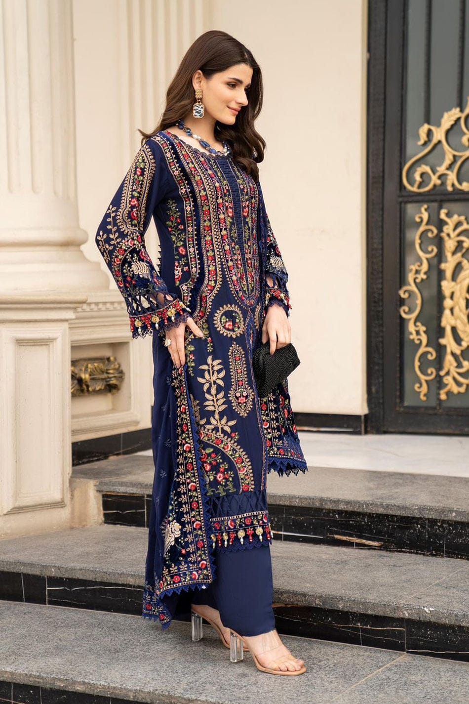 MARIA B -3PC EMBROIDED LAWN DRESS WITH EMBROIDED CHIFFON DUPATTA FCF-004