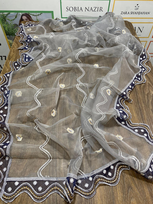 ASIM JOFA -3PC HEAVY EMBROIDERED VELVET DRESS WITH FULLY HEAVY EMBROIDERED NET DUPATTA- FPW-33