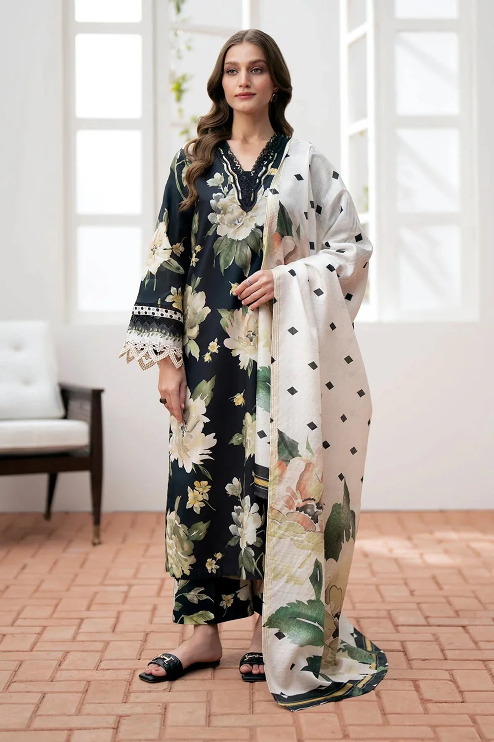 BAROQUE -3PC PRINTED KARANDI WITH PRINTED KARANDI SHAWL- FW-101