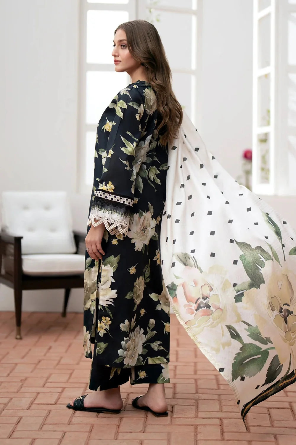 BAROQUE -3PC PRINTED KARANDI WITH PRINTED KARANDI SHAWL- FW-101