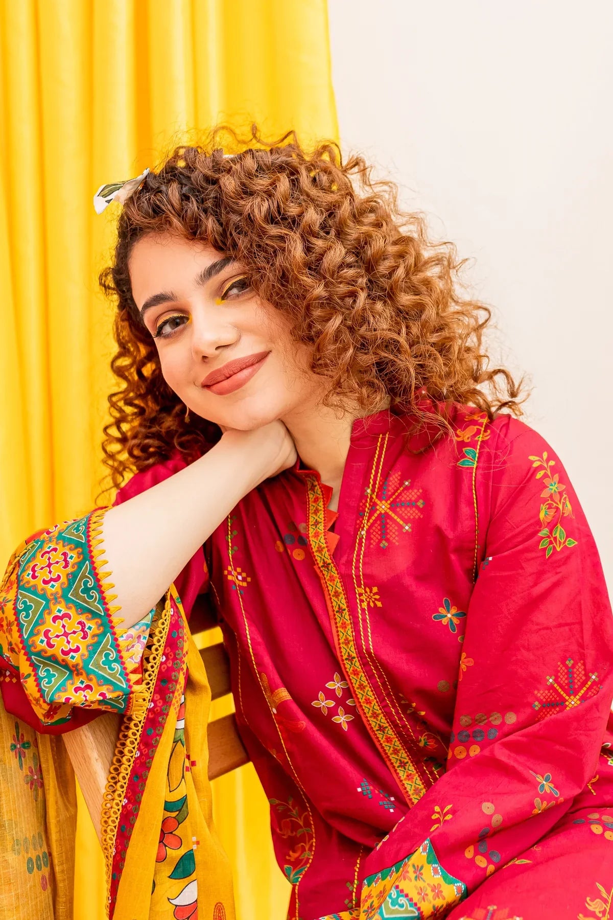 BATIK - 3PC LAWN EMBROIDERED SHIRT WITH ORGANZA PRINTED DUPATTA - FCO-28