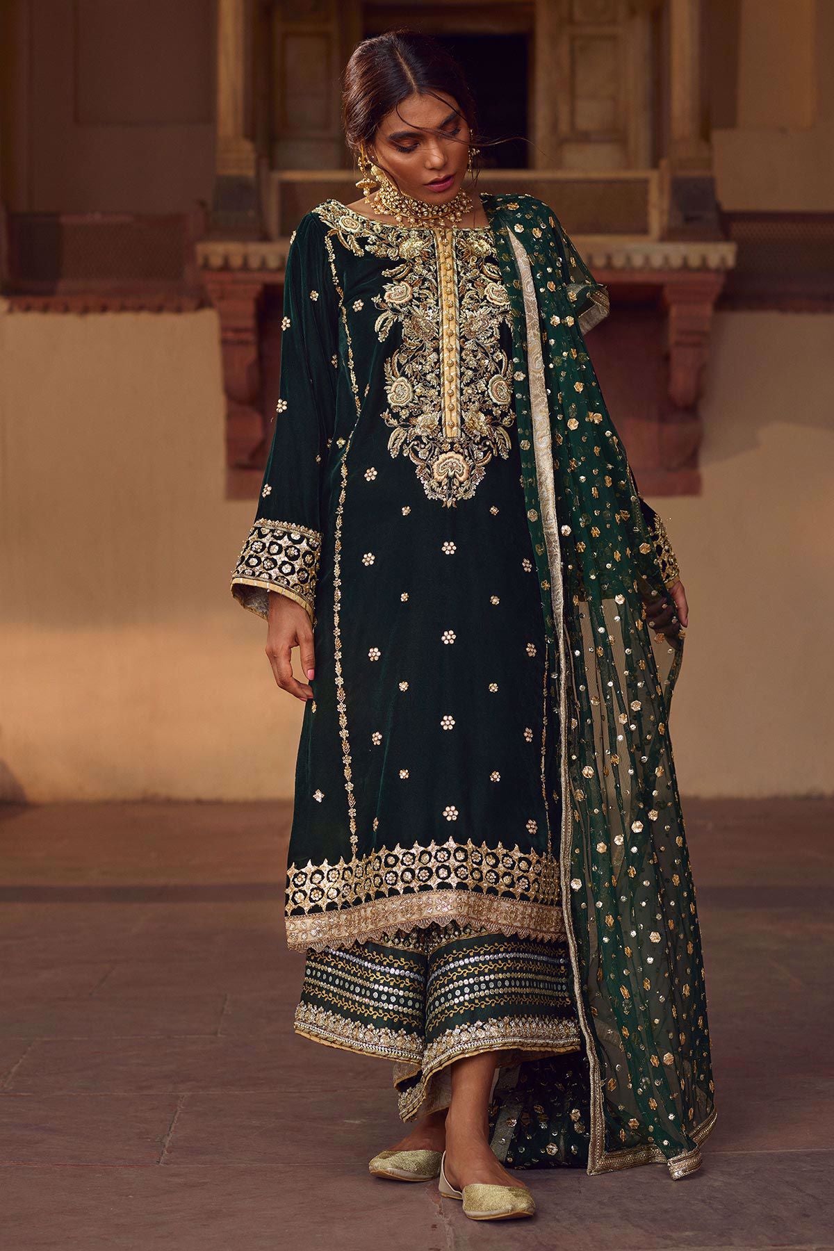 ANAS AKBAR -3PC EMBROIDED VELVET DRESS WITH EMBROIDED NET DUPATTA- FPW-18