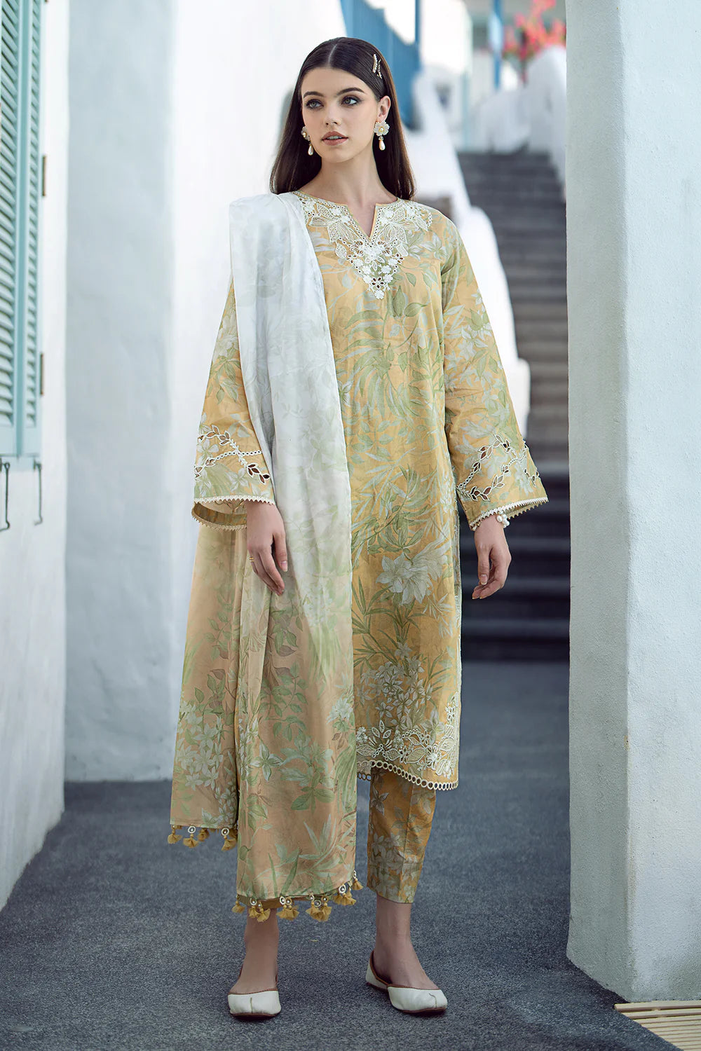 BAROQUE-3PC EMBROIDERED LAWN DRESS WITH PRINTED CHIFFON DUPATTA- FN-160