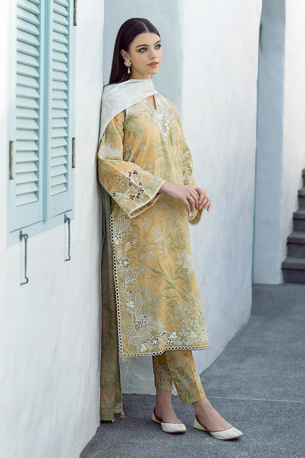 BAROQUE-3PC EMBROIDERED LAWN DRESS WITH PRINTED CHIFFON DUPATTA- FN-160