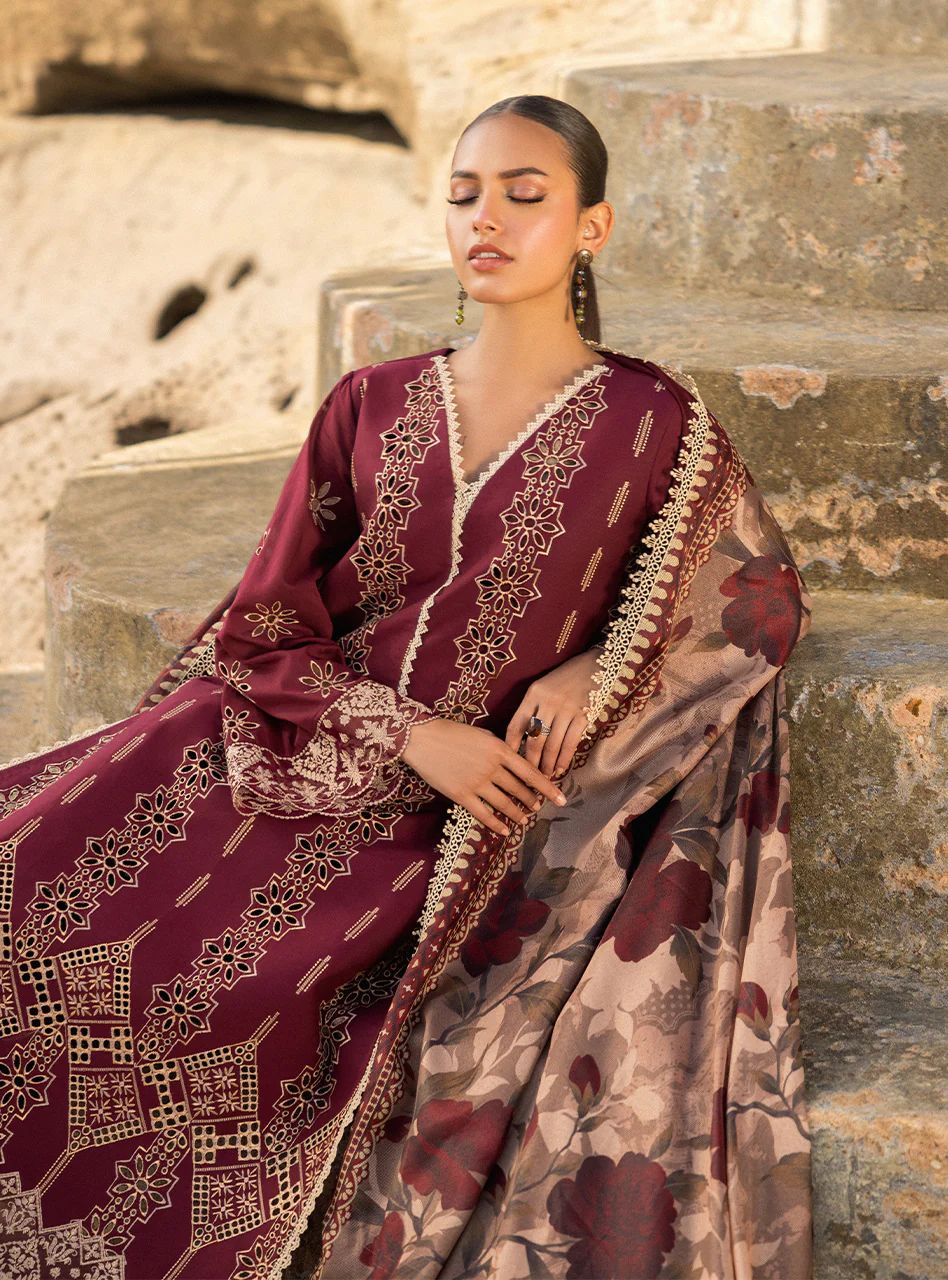 ZAINAB CHOTHANI -3PC HEAVY EMBROIDERED LAWN DRESS WITH 4 SIDE CUTWORK BORDER SILK DUPATTA- FN-97