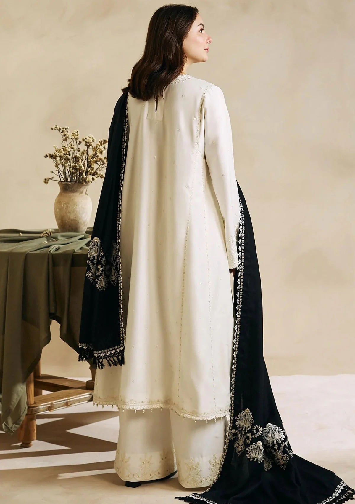 ZARA SHAHJAHAN -3PC EMBROIDERED DHANAK DRESS WITH EMBROIDERED DHANAK WOOL SHAWL- FW-89