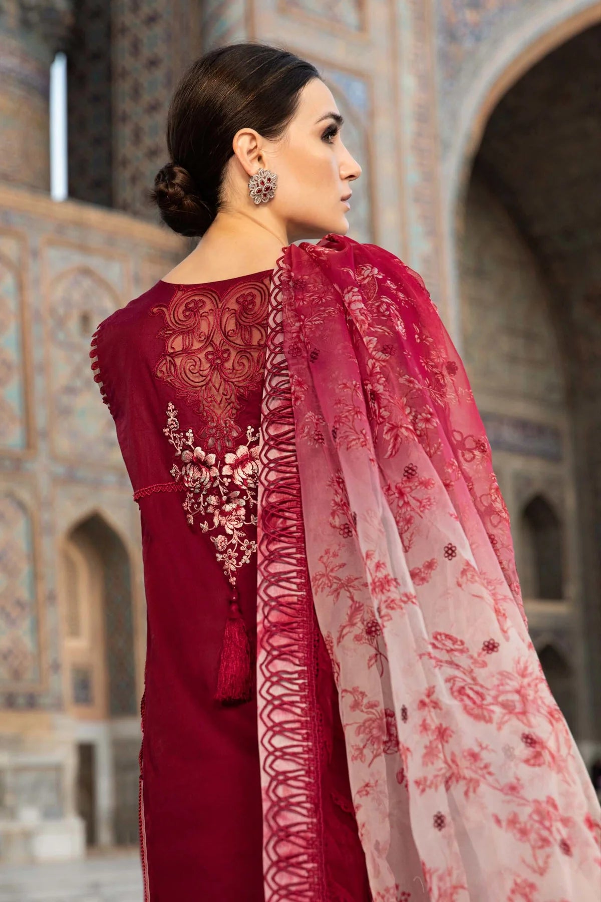 MARIA B -3PC EMBROIDED CUTWORK COTTON DRESS WITH 4 SIDE EMBROIDED ORGANZA DUPATTA- FCO-272