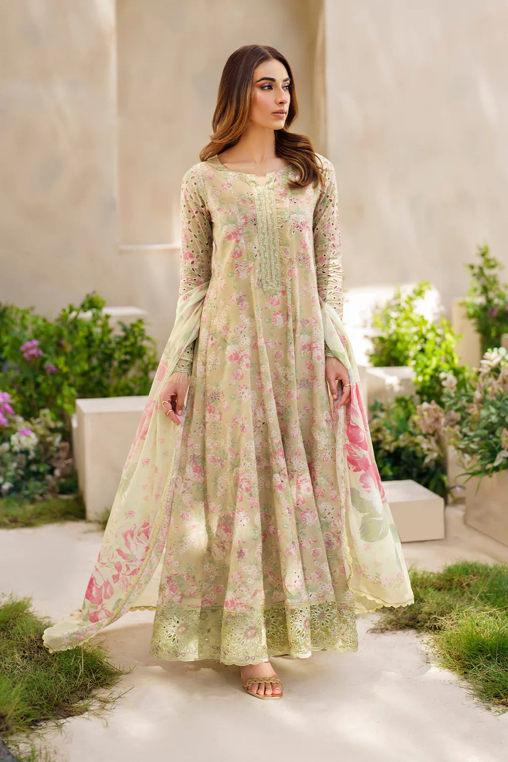 IZNIK-3PC EMBROIDERED LAWN DRESS WITH PRINTED CHIFFON DUPATTA- FN-161