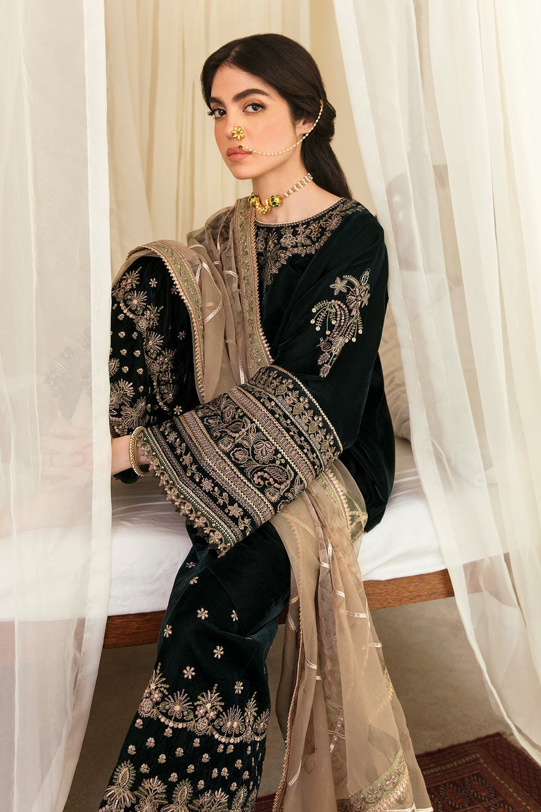 BAROQUE -3PC FANCY EMBROIDERED VELVET DRESS WITH 4 SIDE FULLY EMBROIDERED NET DUPATTA- FPW-55