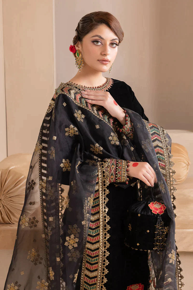 BAROQUE -3PC HEAVY EMBROIDERED FANCY VELVET DRESS WITH 4 SIDE HEAVY EMBROIDERED ORGANZA DUPATTA- FPW-86