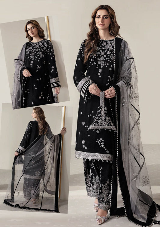 ZAINAB CHOTTANI-3PC HEAVY EMBROIDERED VELVET DRESS WITH 4 SIDE FULLY HEAVY EMBROIDERED DUPATTA- FPW-129