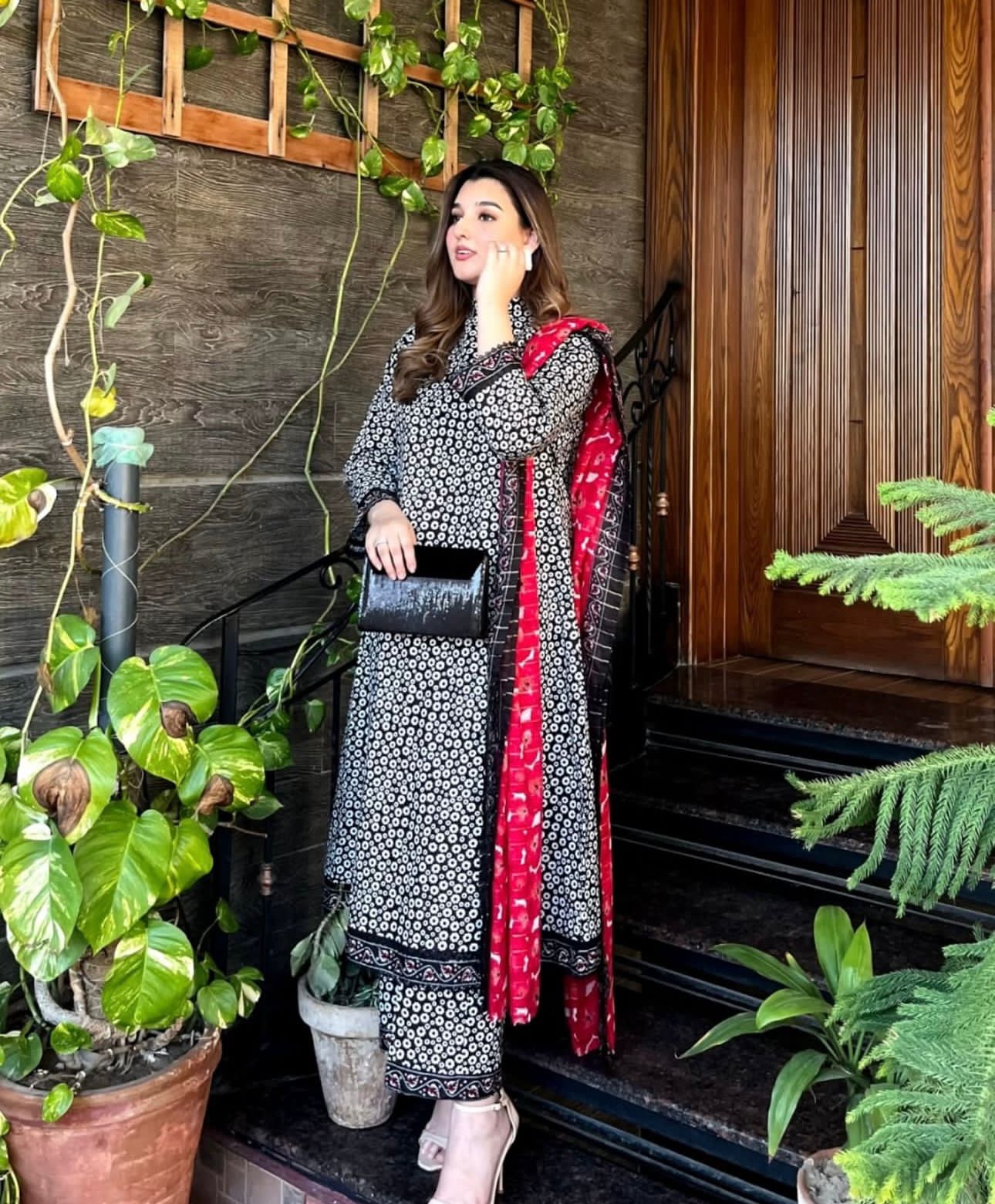 ALKARAM LAWN PRINTED SHIRT LAWN TROUSER WITH PRINTED DUPPATA ALK-03