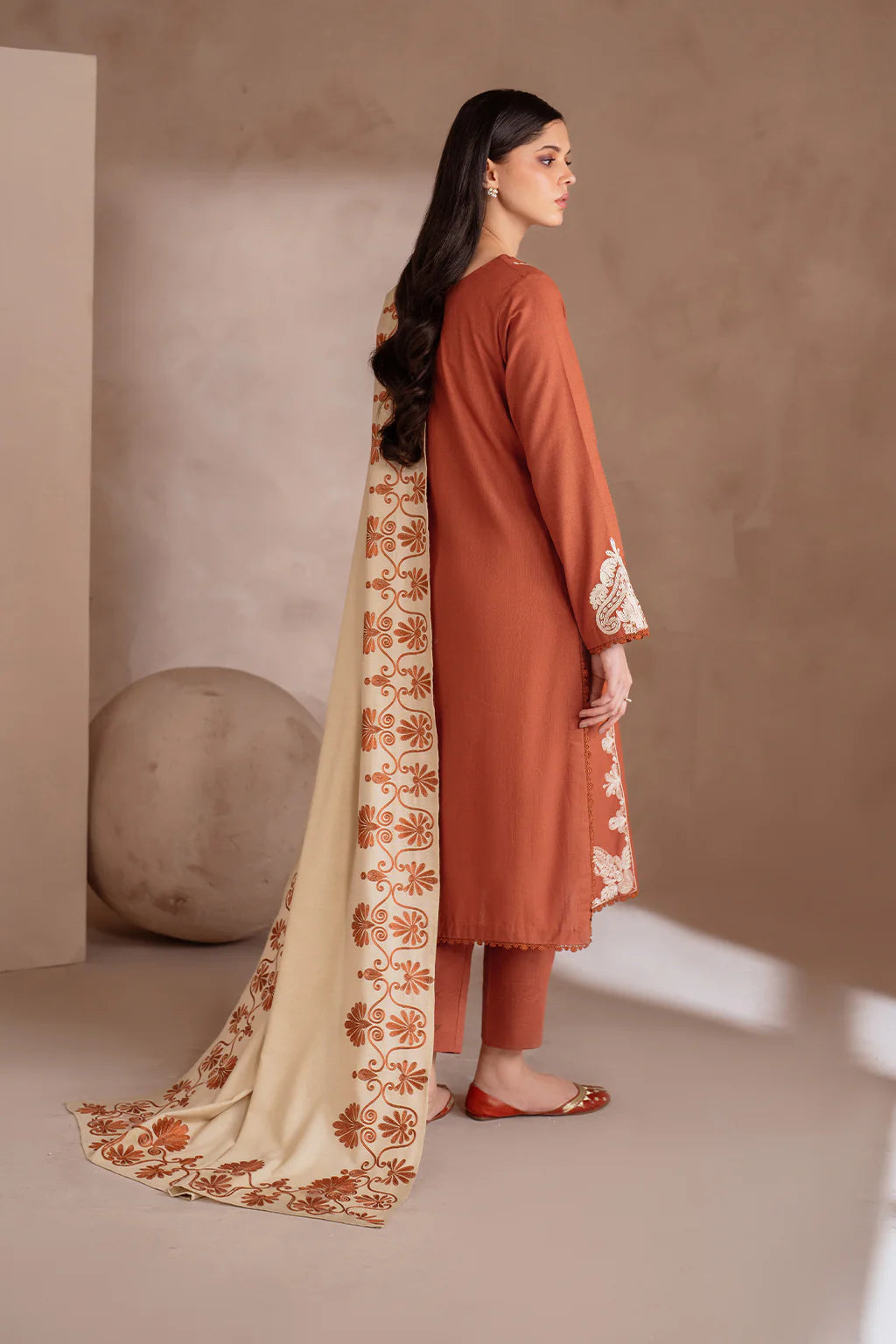 IZNIK-3PC DHANAK EMBROIDERED SHIRT WITH DHANAK EMBROIDERED SHAWL & TROUSER-FW-18