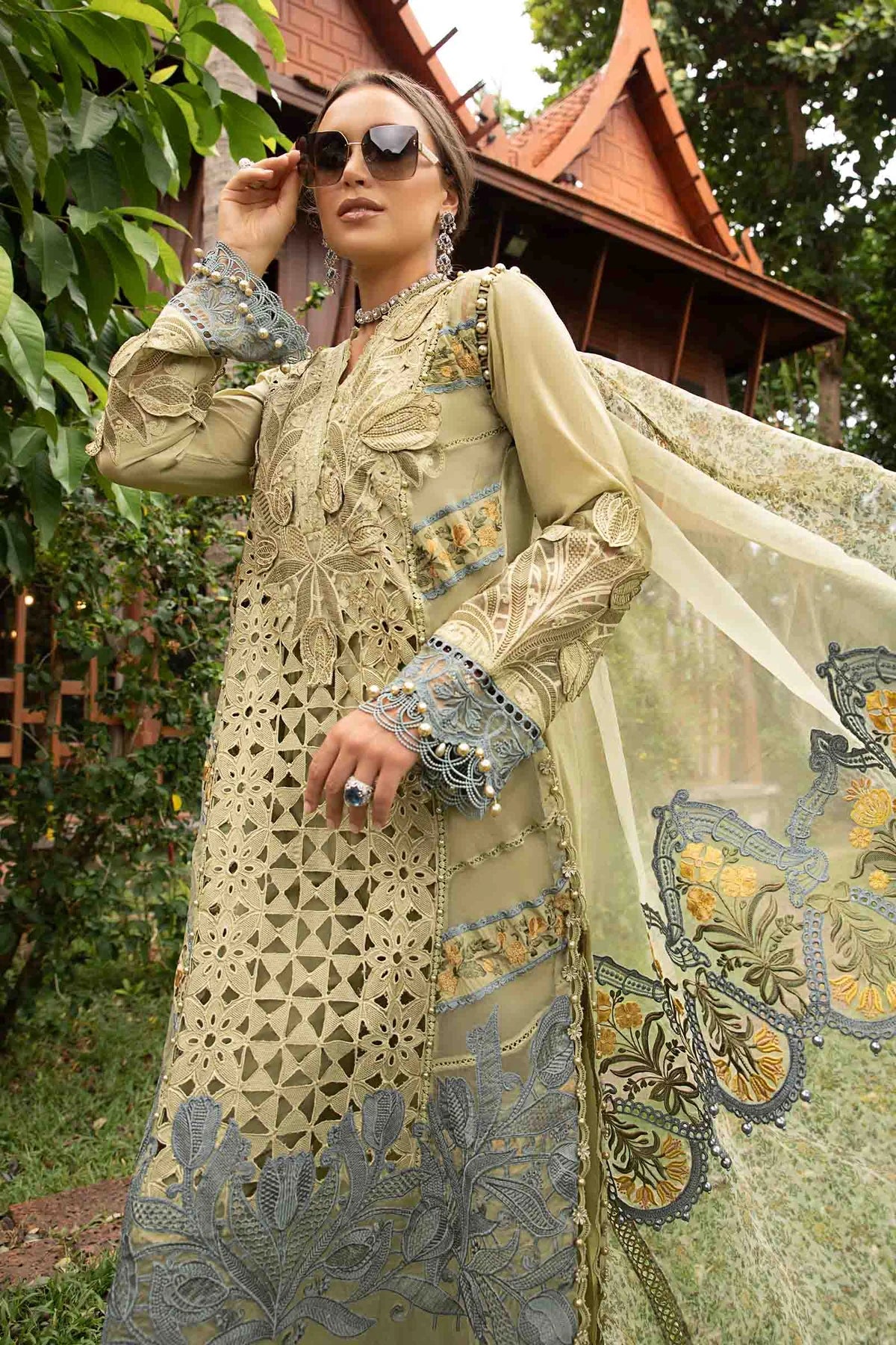 MARIA.B -EMBROIDED CUTWORK LAWN DRESS WITH FOUR SIDE EMBROIDED COTTON ORGANZA DUPATTA FN-142