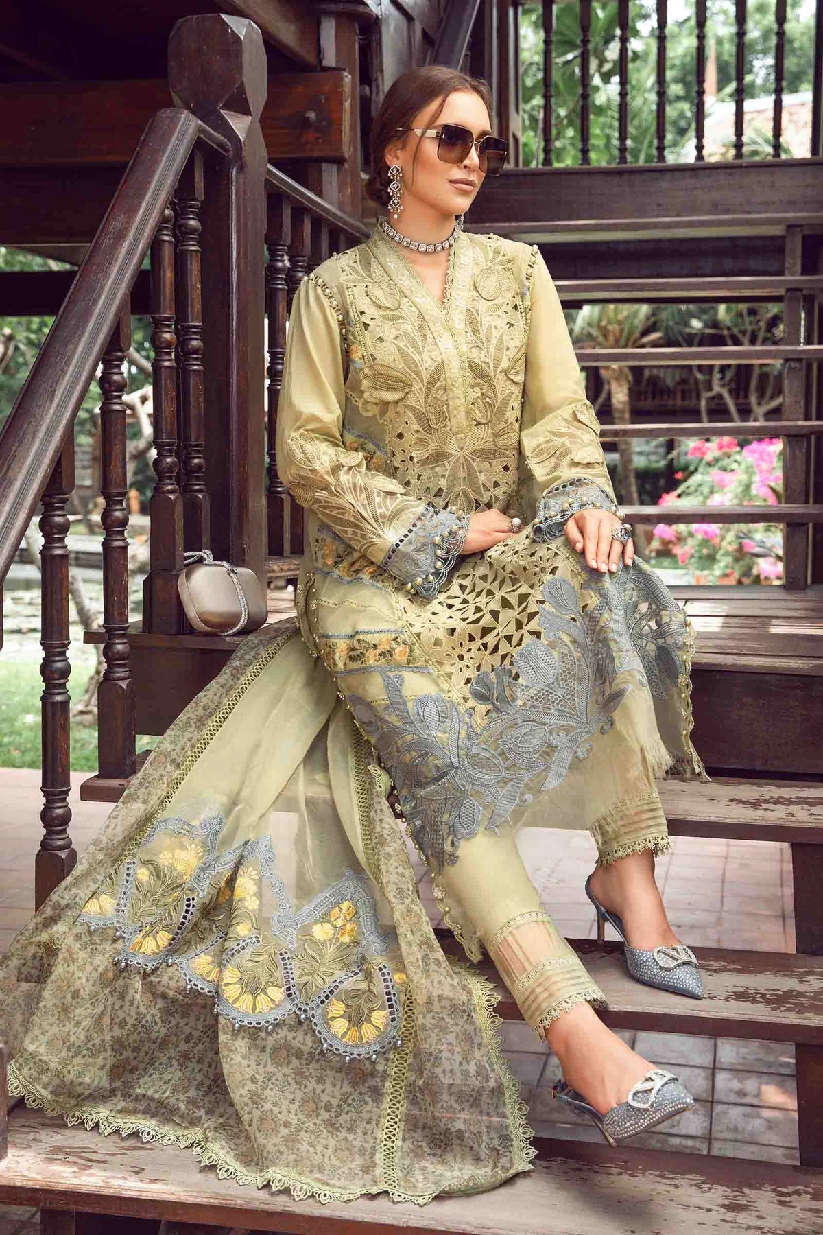 MARIA.B -EMBROIDED CUTWORK LAWN DRESS WITH FOUR SIDE EMBROIDED COTTON ORGANZA DUPATTA FN-142