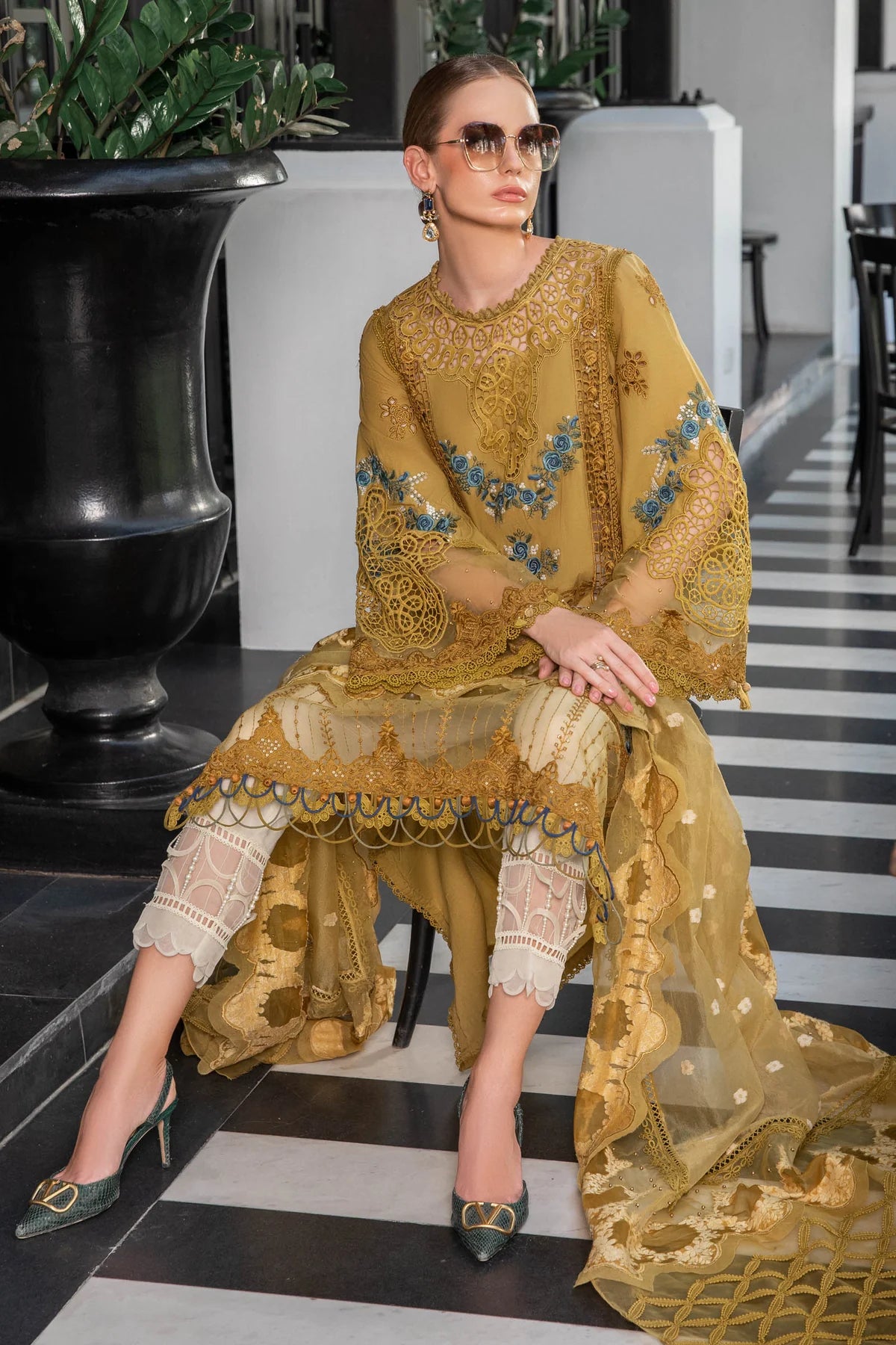 MARIA.B -3PC EMBROIDED CUTWORK LAWN DRESS WITH HEAVY EMBROIDED ORGANZA DUPATTA- FCO-199