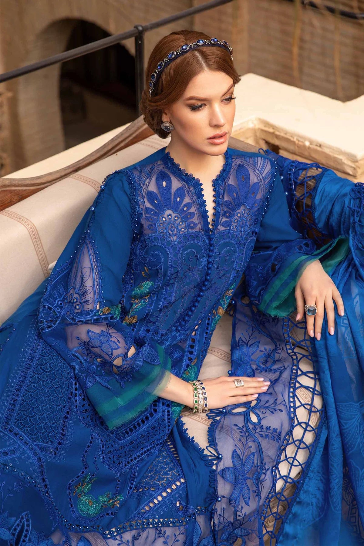 MARIA.B -EMBROIDED CUTWORK LAWN DRESS WITH EMBROIDED SILK DUPATTA FN-128