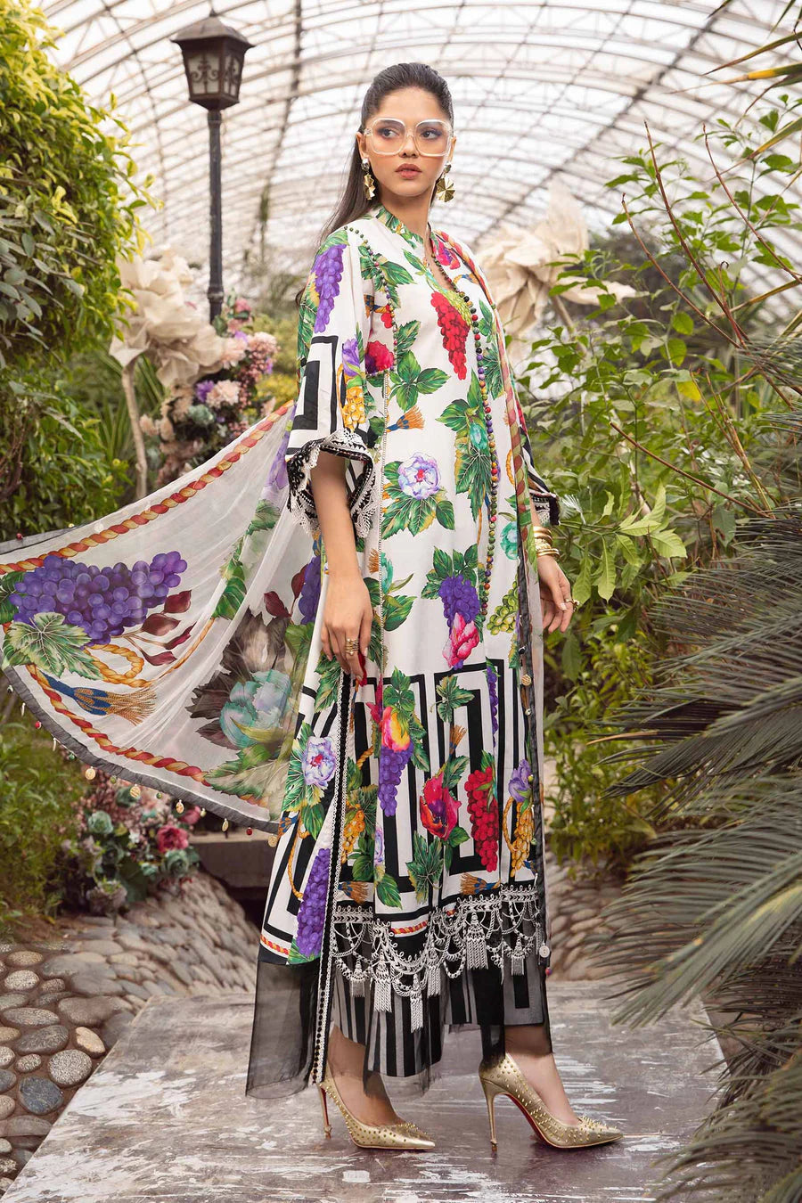 MARIA.B -3PC EMBROIDERED LAWN DRESS WITH PRINTED CHIFFON DUPATTA- FN-67