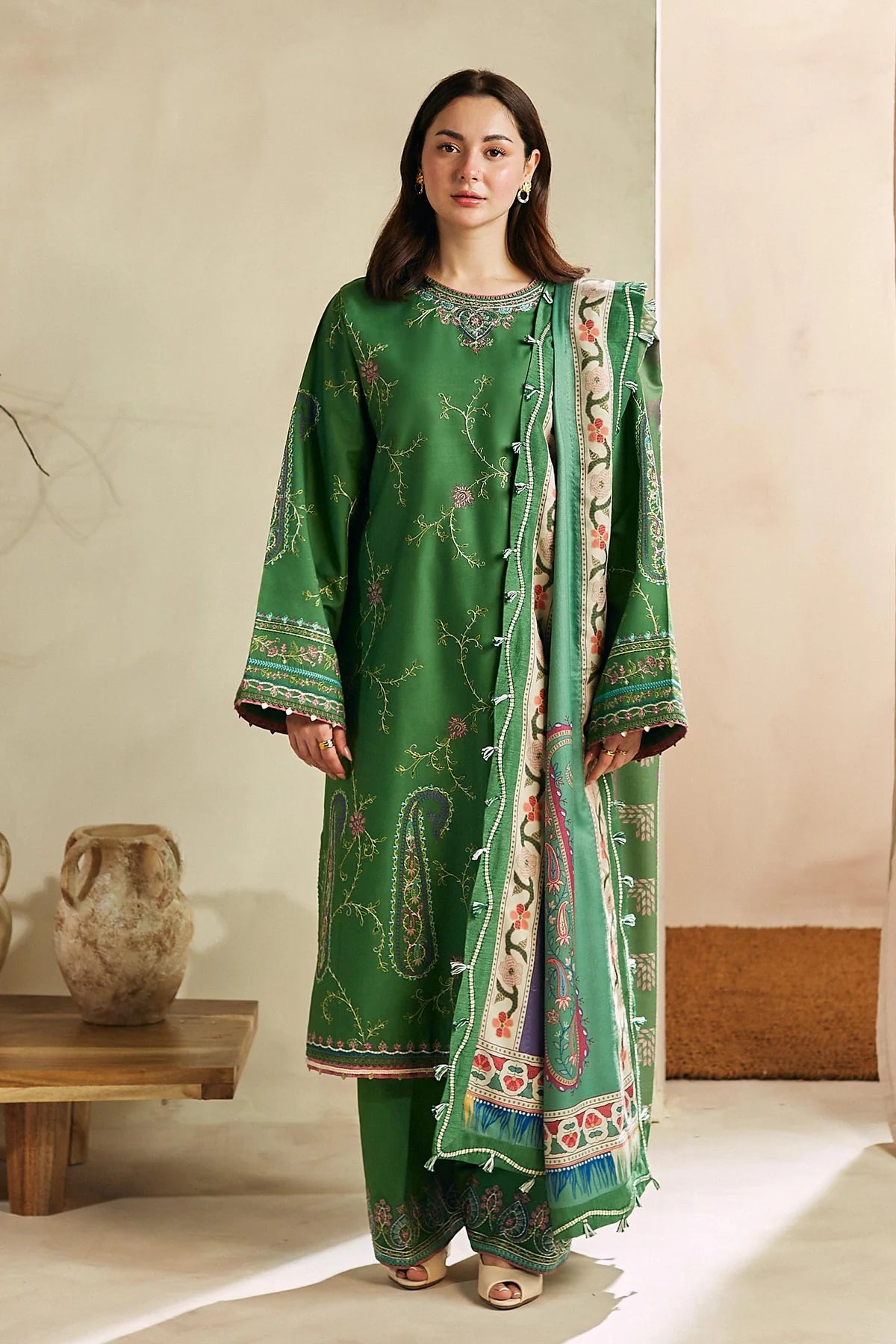 ZARA SHAHJAHAN -3PC EMBRODIERED DHANAK DRESS WITH EMBROIDERED DHANAK WOOL SHAWL- FW-125