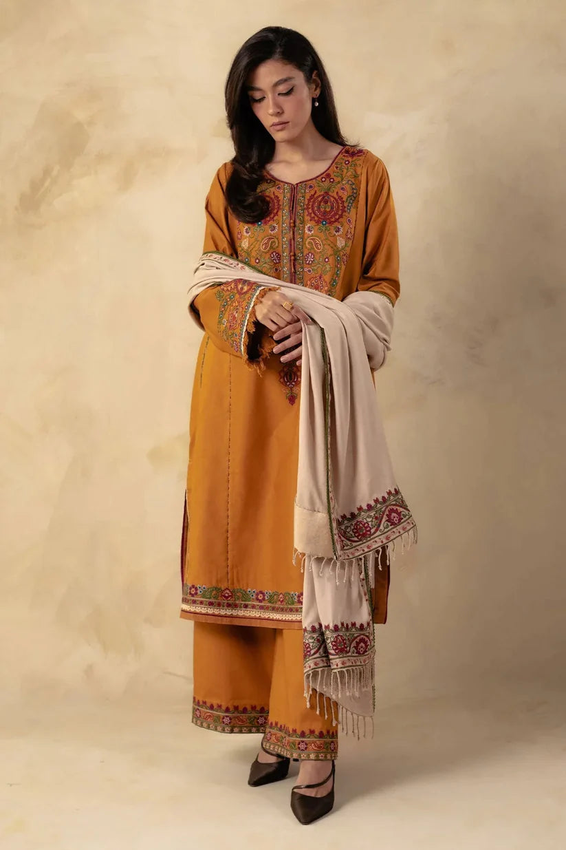 ZARA SHAHJAHAN -3PC EMBROIDERED DHANAK DRESS WITH EMBROIDERED DHANAK WOOL SHAWL- FW-118