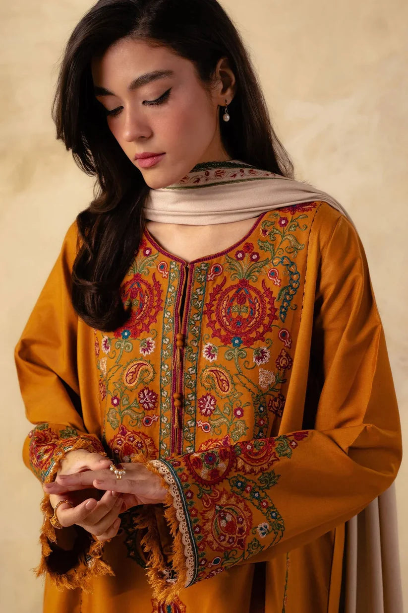 ZARA SHAHJAHAN -3PC EMBROIDERED DHANAK DRESS WITH EMBROIDERED DHANAK WOOL SHAWL- FW-118