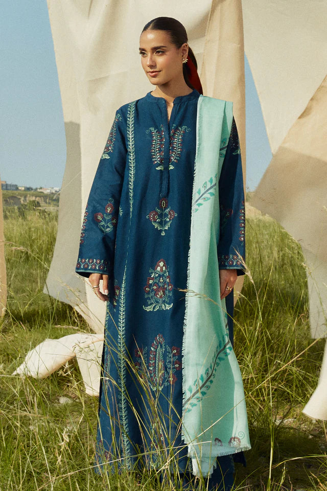 COCO BY ZARASHAHJAHAN- 3PC EMBROIDERED KHADDAR DRESS WITH EMBROIDERED PRINTED BLENDED WOOL SHAWL- FW-144