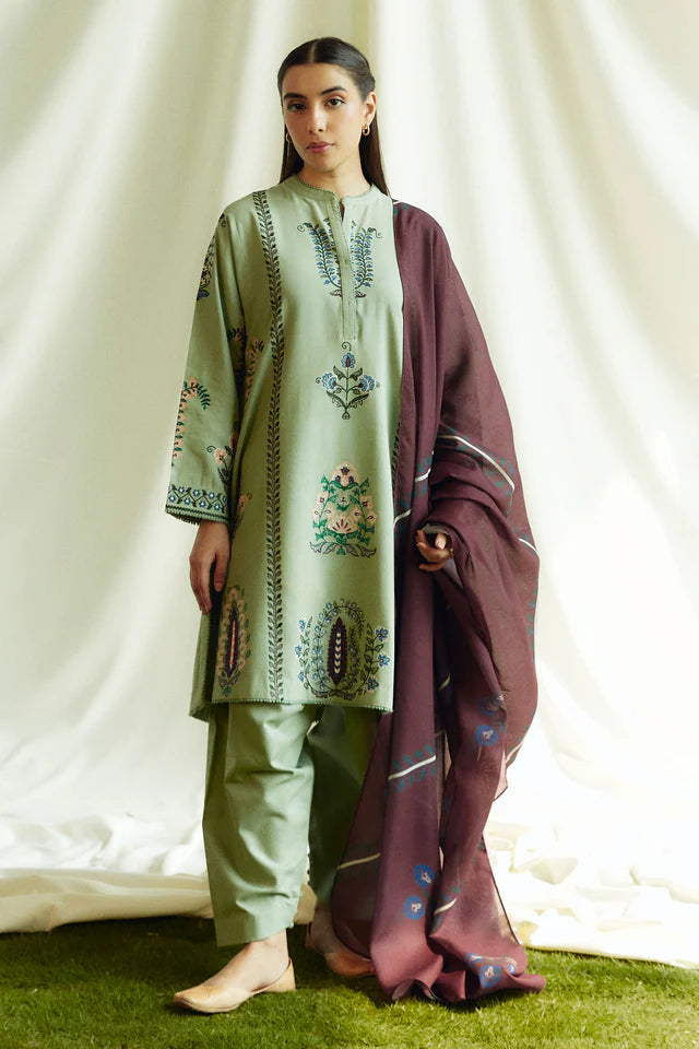 COCO BY ZARASHAHJAHAN- 3PC EMBROIDERED KHADDAR DRESS WITH EMBROIDERED PRINTED BLENDED WOOL SHAWL- FW-143