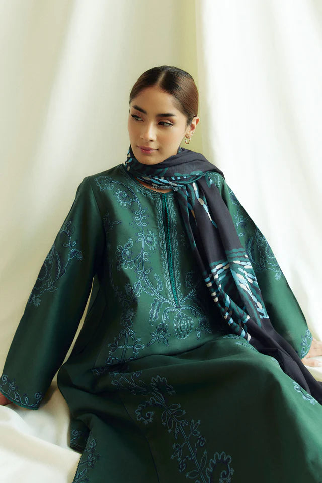 COCO BY ZARASHAHJAHAN- 3PC EMBROIDERED KHADDAR DRESS WITH EMBROIDERED PRINTED BLENDED WOOL SHAWL- FW-146