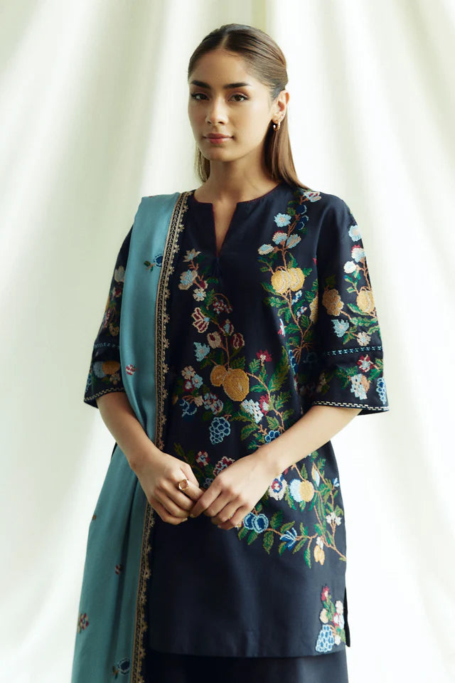 COCO BY ZARASHAHJAHAN- 3PC EMBROIDERED KHADDAR DRESS WITH EMBROIDERED MARINA SHAWL- FW-153