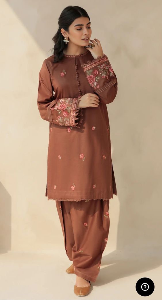 ETHNIC-3PC EMBROIDED LAWN DRESS WITH EMROIDED CHIFFON DUPATTA EL-19