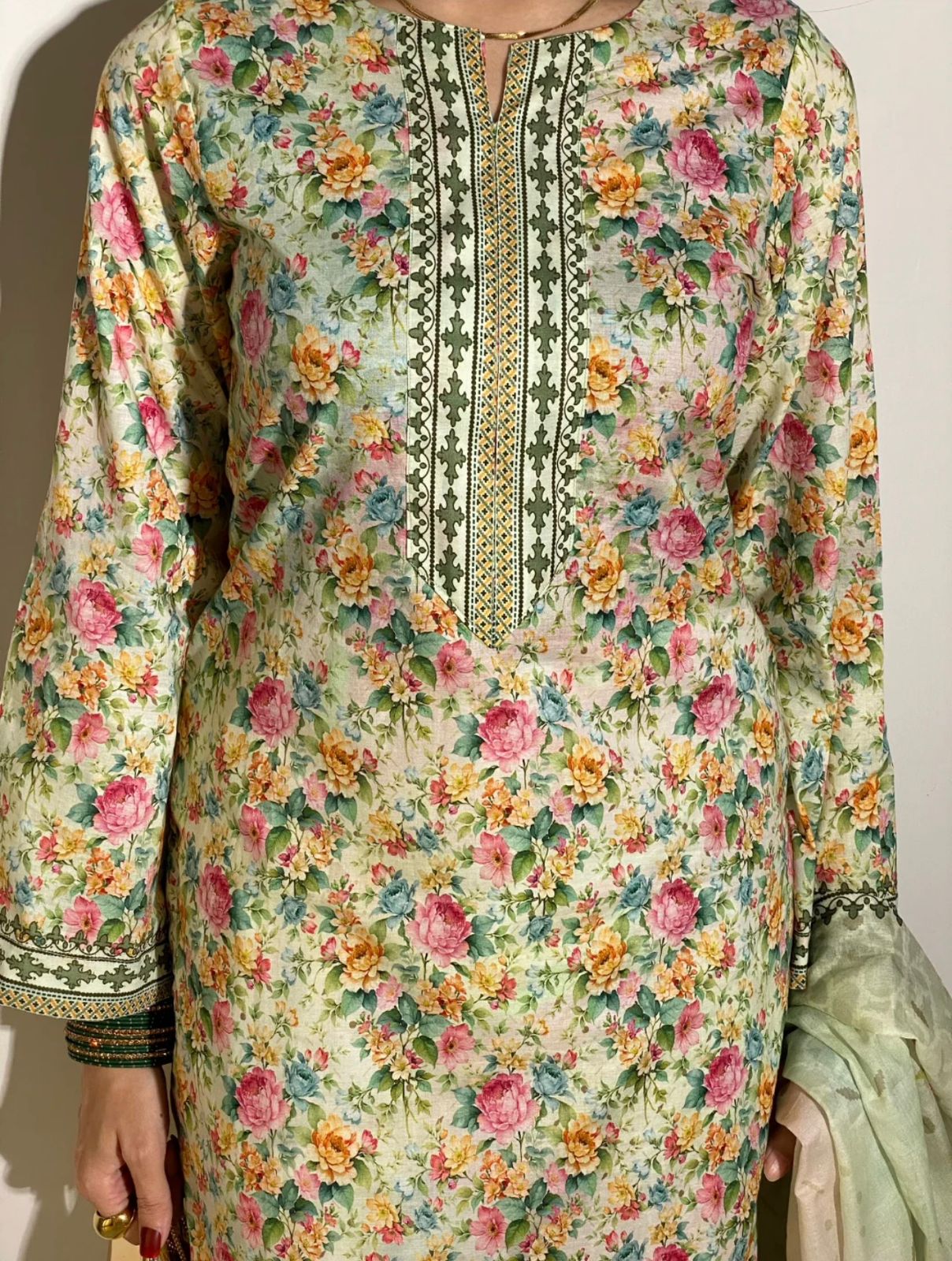 ALKARAM LAWN PRINTED SHIRT LAWN TROUSER WITH PRINTED DUPPATA ALK-01