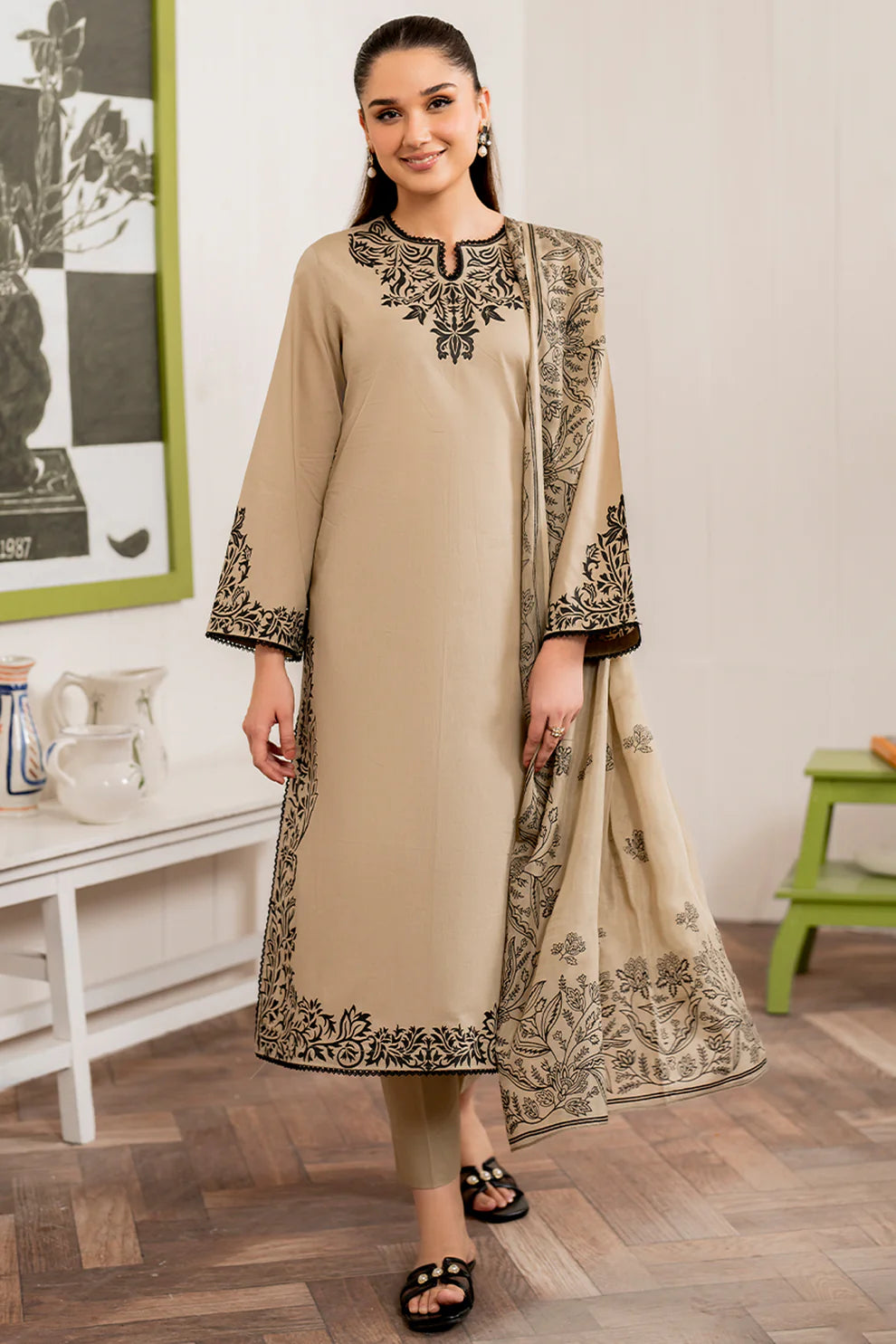 GRANEUT-3PC EMBROIDERED DHANAK DRESS WITH  PRINTED WOOL SHAWL- FW-132