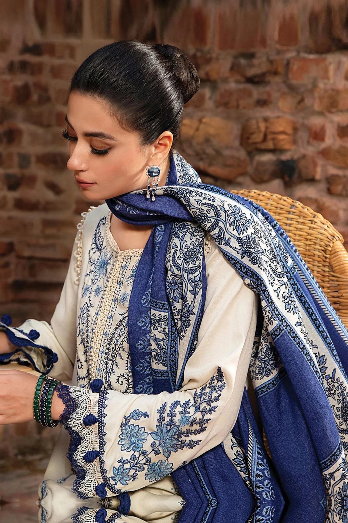 MARIA.B -3PC EMBROIDERED KHADDAR DRESS WITH KARANDI WOOL SHAWL- FW-52