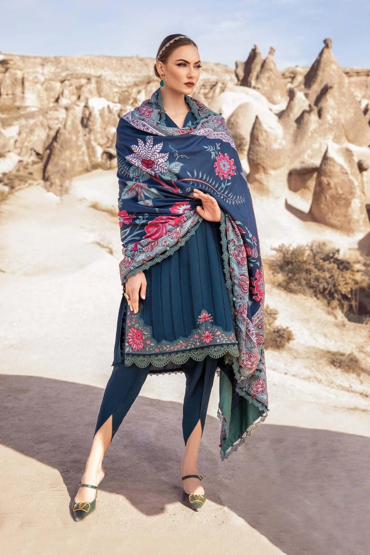 MARIA.B -3PC EMBROIDERED DHANAK DRESS WITH DHANAK WOOL SHAWL- FW-124