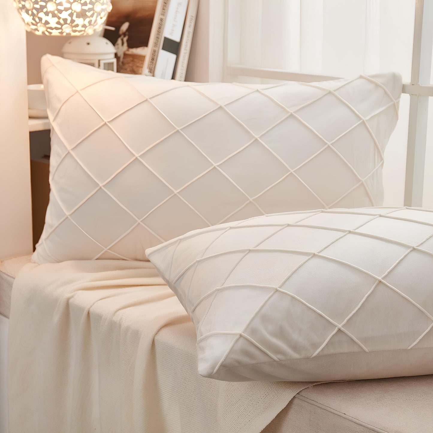 Velvet Plated / Pintuck Pillows-Cream